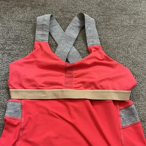 Lululemon Push Your Limits Tank Size 6 - Picture 5 of 6